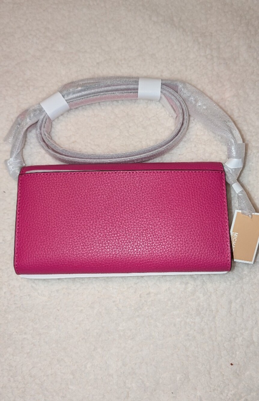 MICHAEL Michael Kors Carson Large Leather Wallet On A Chain Dragonfruit Pink NWT - Picture 3 of 7
